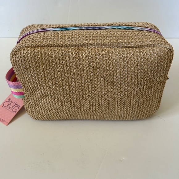 Raised Letter Vacay Toiletries Cosmetic Bag - Picture 12 of 15